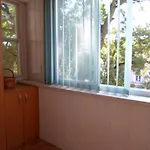On Evreyskaya 42a 公寓 *